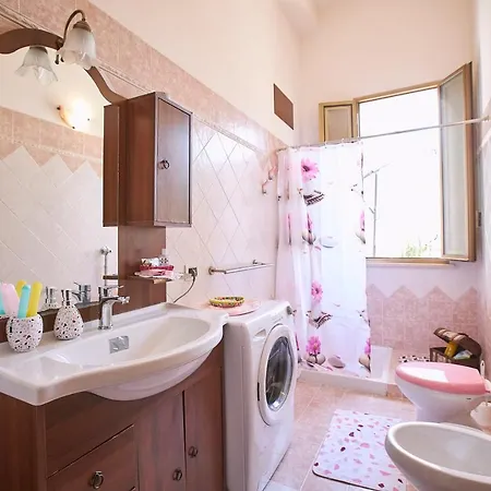 Sweet Rosa Bed & Breakfast